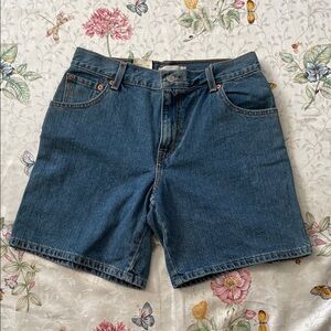 Levi’s Relaxed Denim Shorts 550 Sz 8 Misses